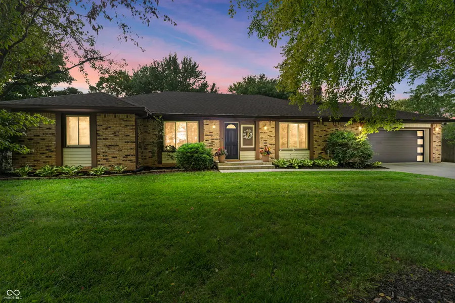 3986 Creekwood Drive, Greenwood, IN 46142 - #3
