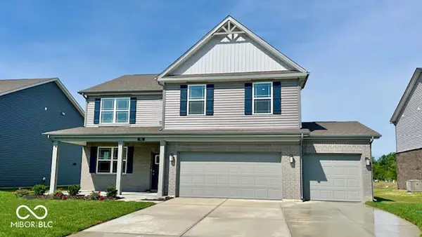 90 Hobbs Drive, Whiteland, IN 46184
