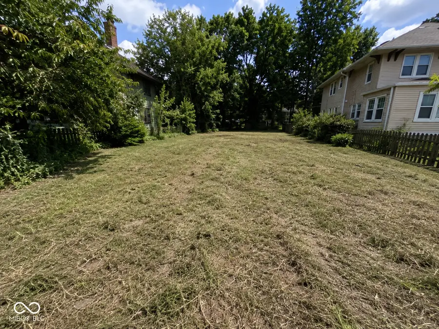3349 Carrollton, Indianapolis, IN 46205 - #3