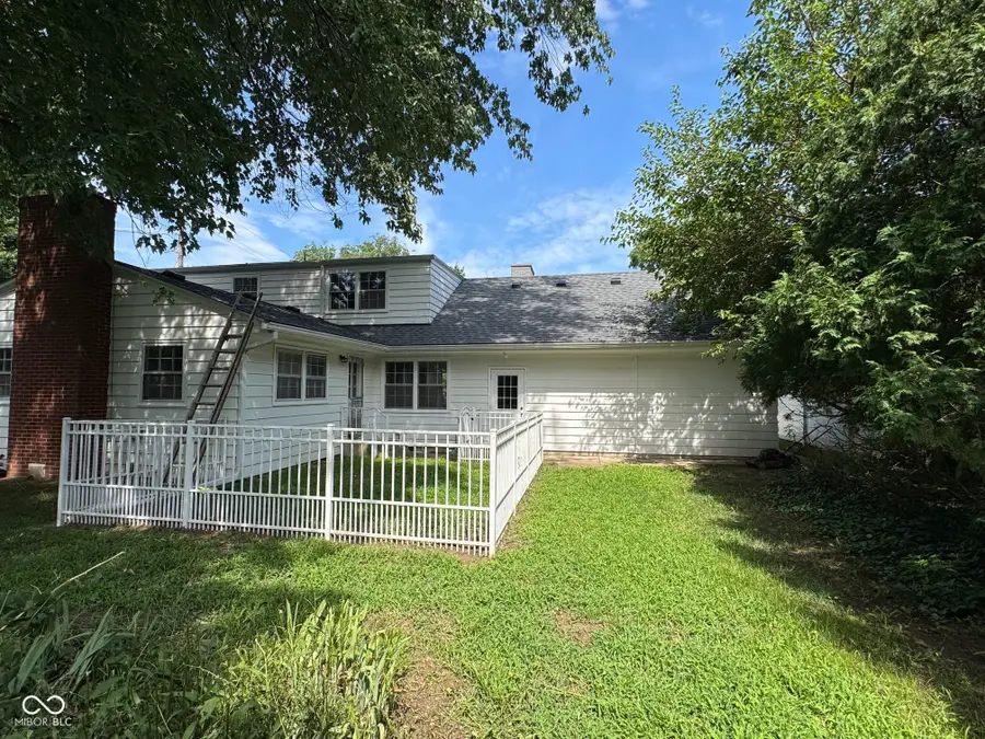 313 S 32nd Street, Terre Haute, IN 47803 - #3