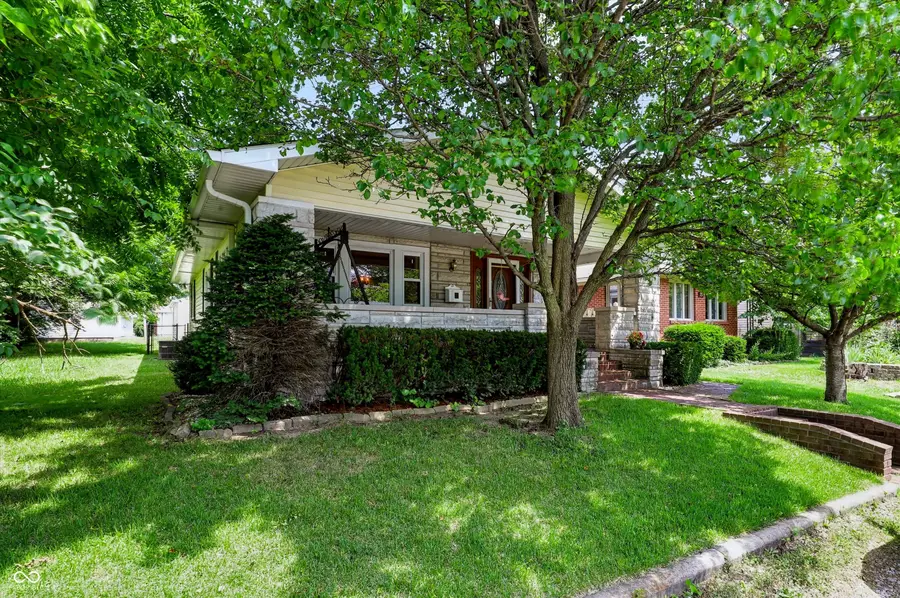 79 N 15th Avenue, Beech Grove, IN 46107 - #3