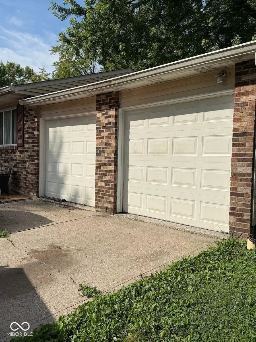 5511 Lunsford Drive, Indianapolis, IN 46237 - #3