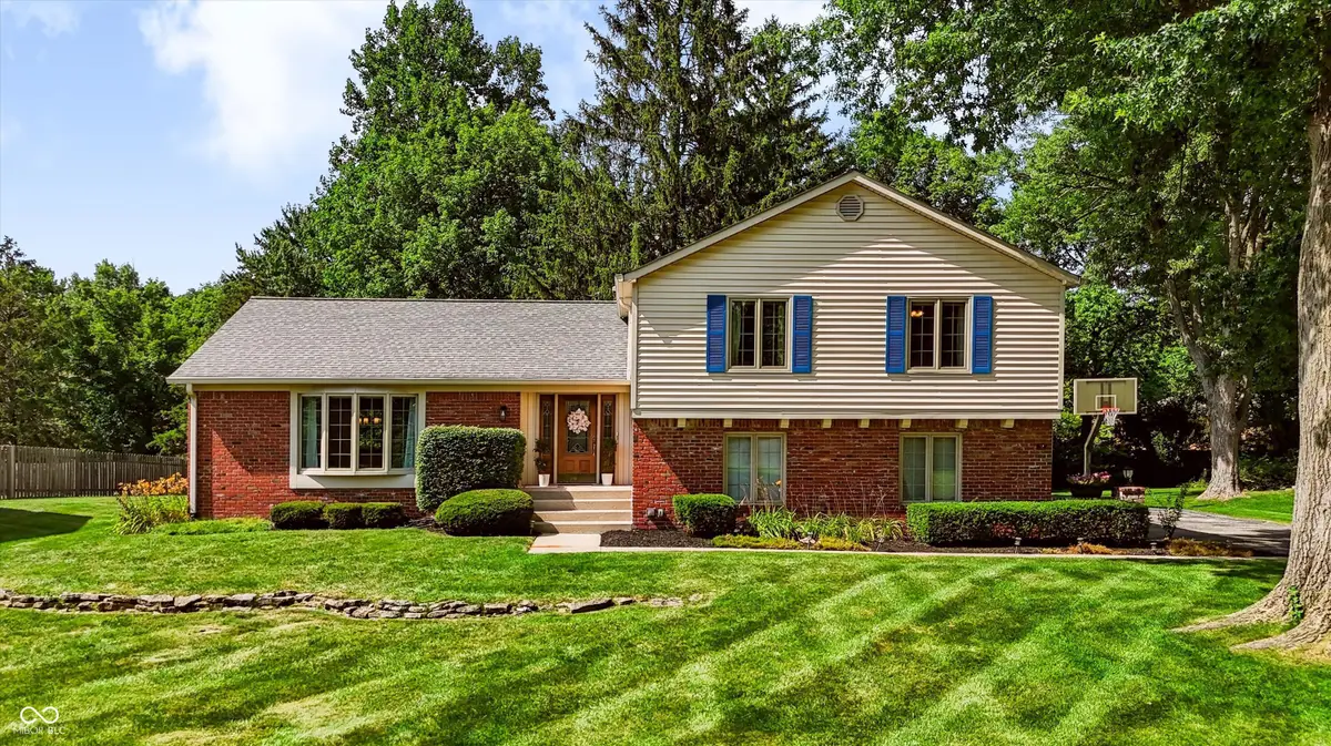 7242 Hampstead Lane, Indianapolis, IN 46256 - #1