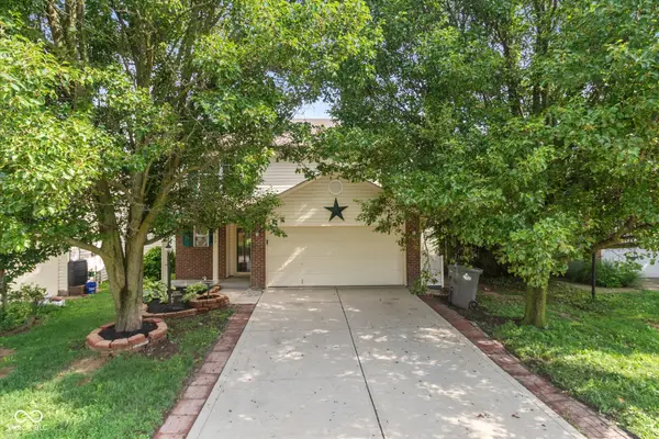 1122 Lake Tree Place, Indianapolis, IN 46217