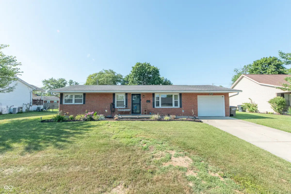 2727 Orchard Lane, Columbus, IN 47201 - #1
