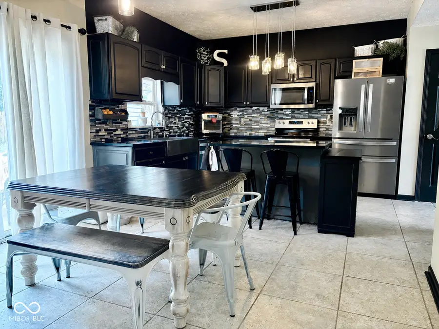6350 Brooks Bend Boulevard, Indianapolis, IN 46237 - #3