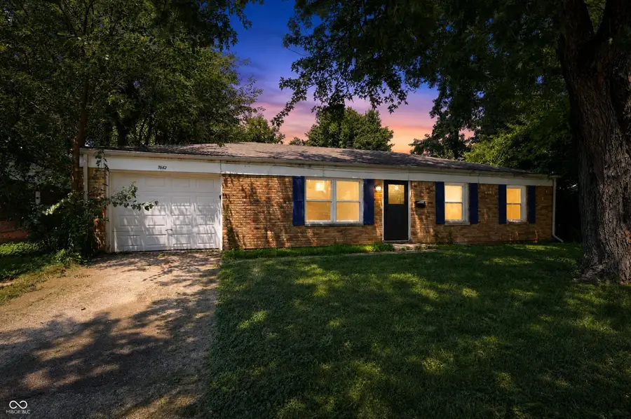 7642 E 34th Place, Indianapolis, IN 46226 - #2