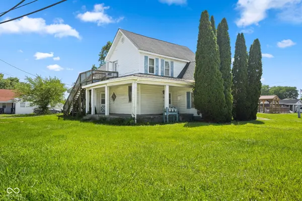589 E Main Street, Whiteland, IN 46184