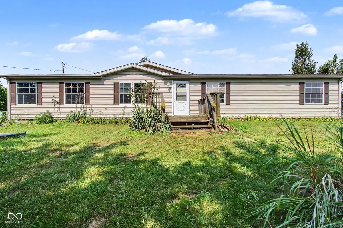 2538 W 700 N, Monon, IN 47959 - #1