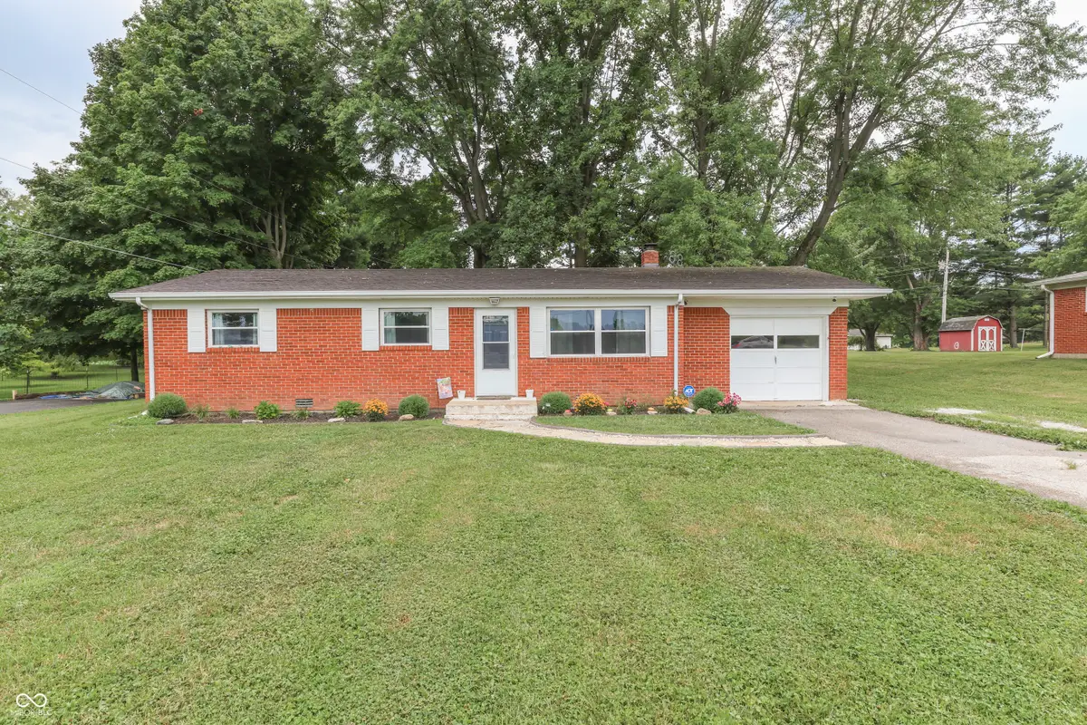 8025 W Sycamore Road, Fairland, IN 46126 - #1