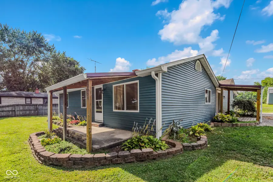 2094 Shady, Columbus, IN 47201 - #2