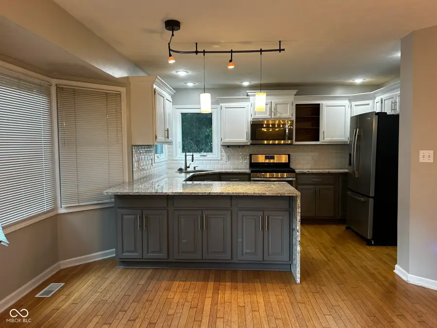 3396 Paddington Drive, Columbus, IN 47203 - #3