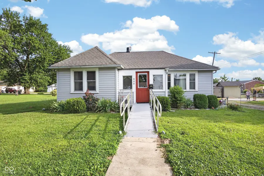 840 H Street Ne, Linton, IN 47441 - #2