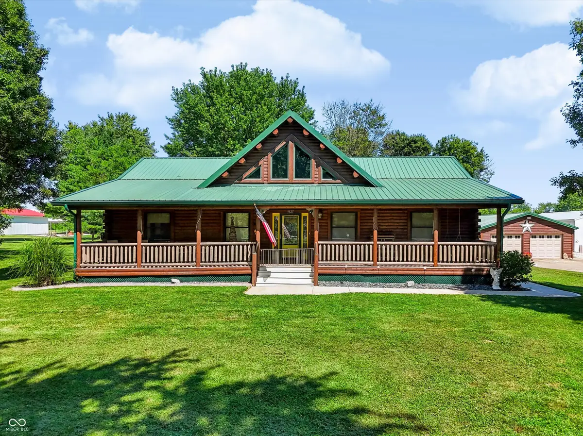 9825 S County Road 100 E, Clayton, IN 46118 - #1