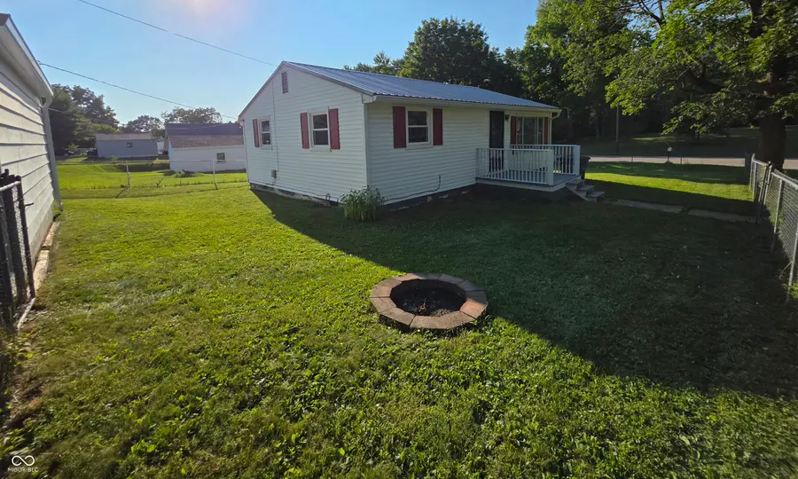 532 E Bond Avenue, Marion, IN 46952 - #3