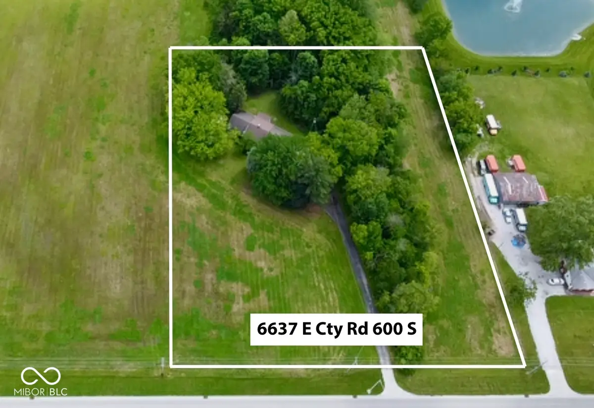 6637 E County Road 600 S, Plainfield, IN 46168 - #1