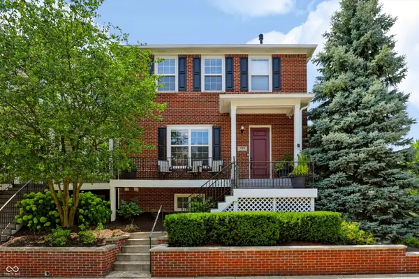 200 Manchester Drive, Zionsville, IN 46077