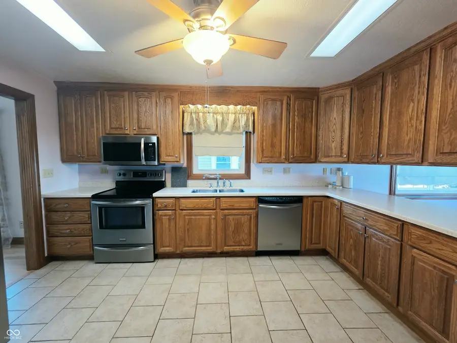 1018 S West Street, Shelbyville, IN 46176 - #3