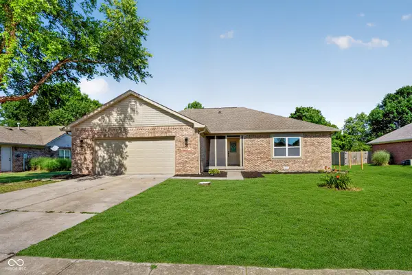 4213 S Amber Court, New Palestine, IN 46163