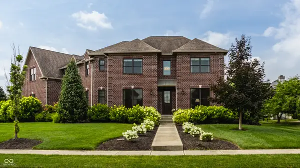10748 English Oaks Drive, Carmel, IN 46032