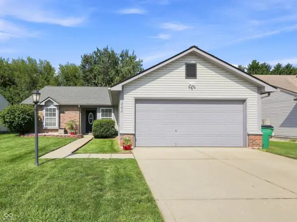 444 E Pine Ridge Drive, Westfield, IN 46074