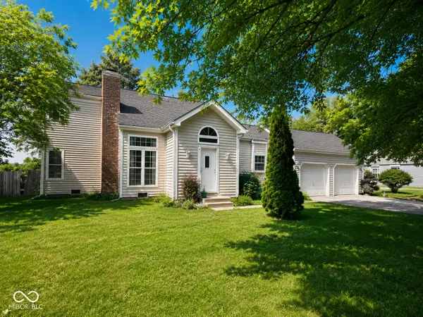 5586 W Beechwood Lane, New Palestine, IN 46163