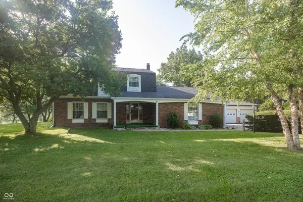 5521 N Sugar Hills Drive, Greenfield, IN 46140