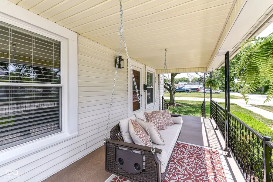 509 E 8th Street, Sheridan, IN 46069 - #3