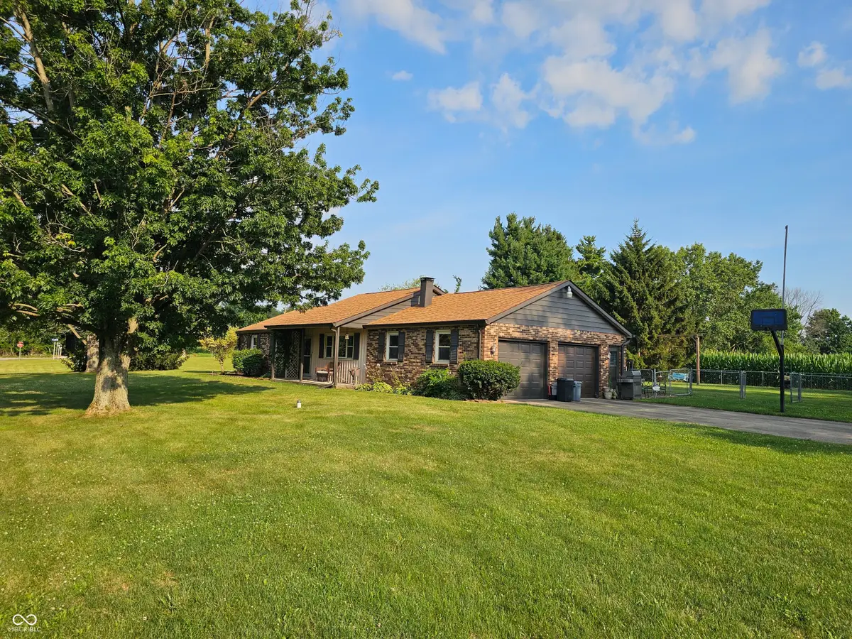 3705 E Willow Way, Anderson, IN 46017 - #1