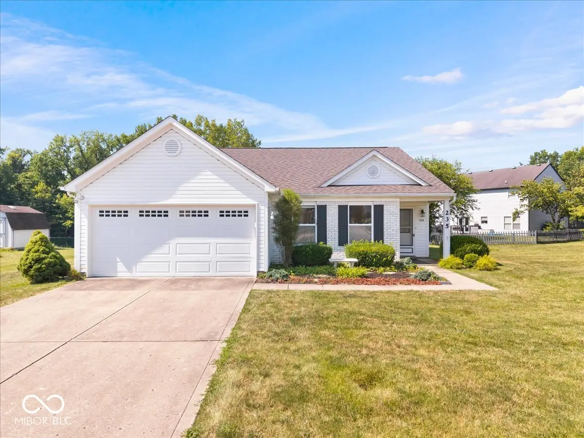 235 Thornburg Park, Brownsburg, IN 46112 - #1