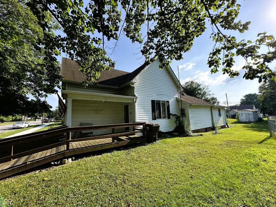 8 N Meridian Street, Roachdale, IN 46172 - #2