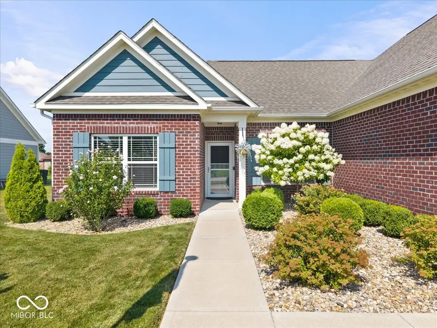 3722 S Meadows Lane, New Palestine, IN 46163 - #2