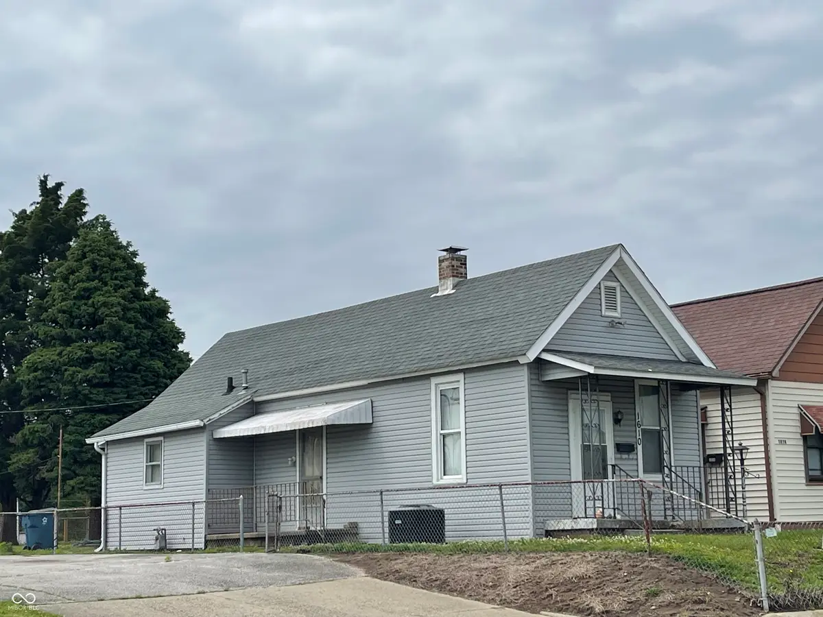 1610 N 4th Street, Terre Haute, IN 47804 - #1