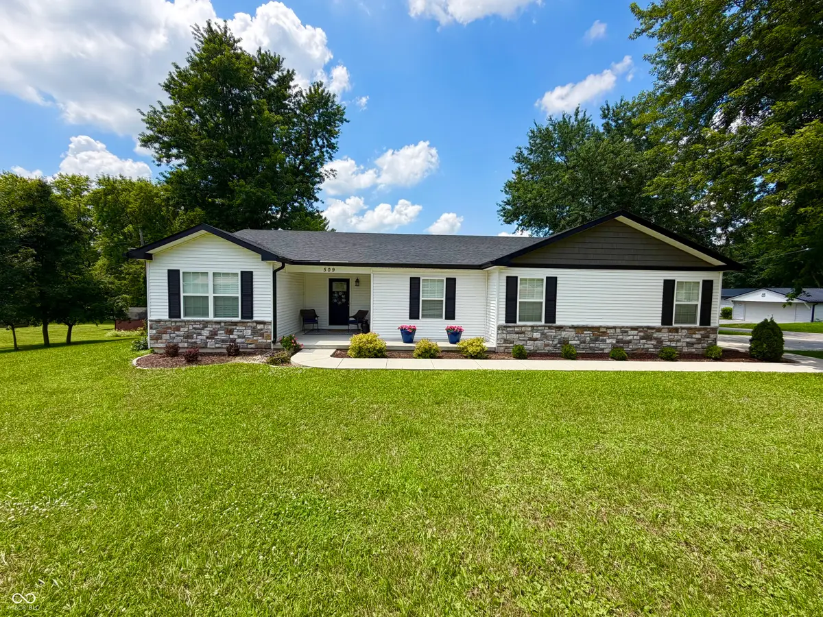 509 Fancy Street, Covington, IN 47932 - #1