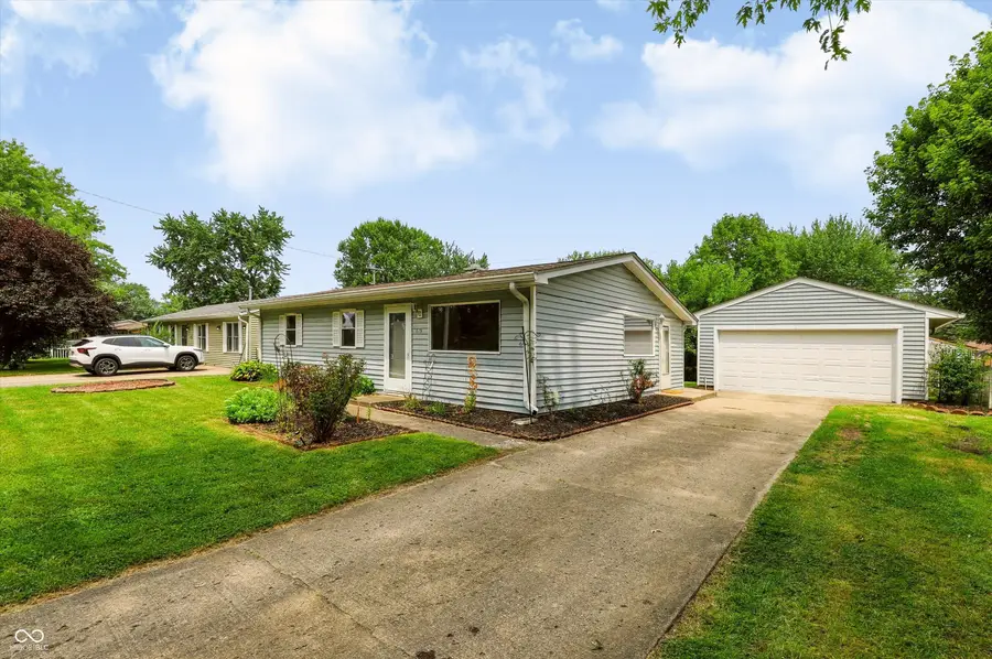 829 Sawmill, Whiteland, IN 46184 - #2