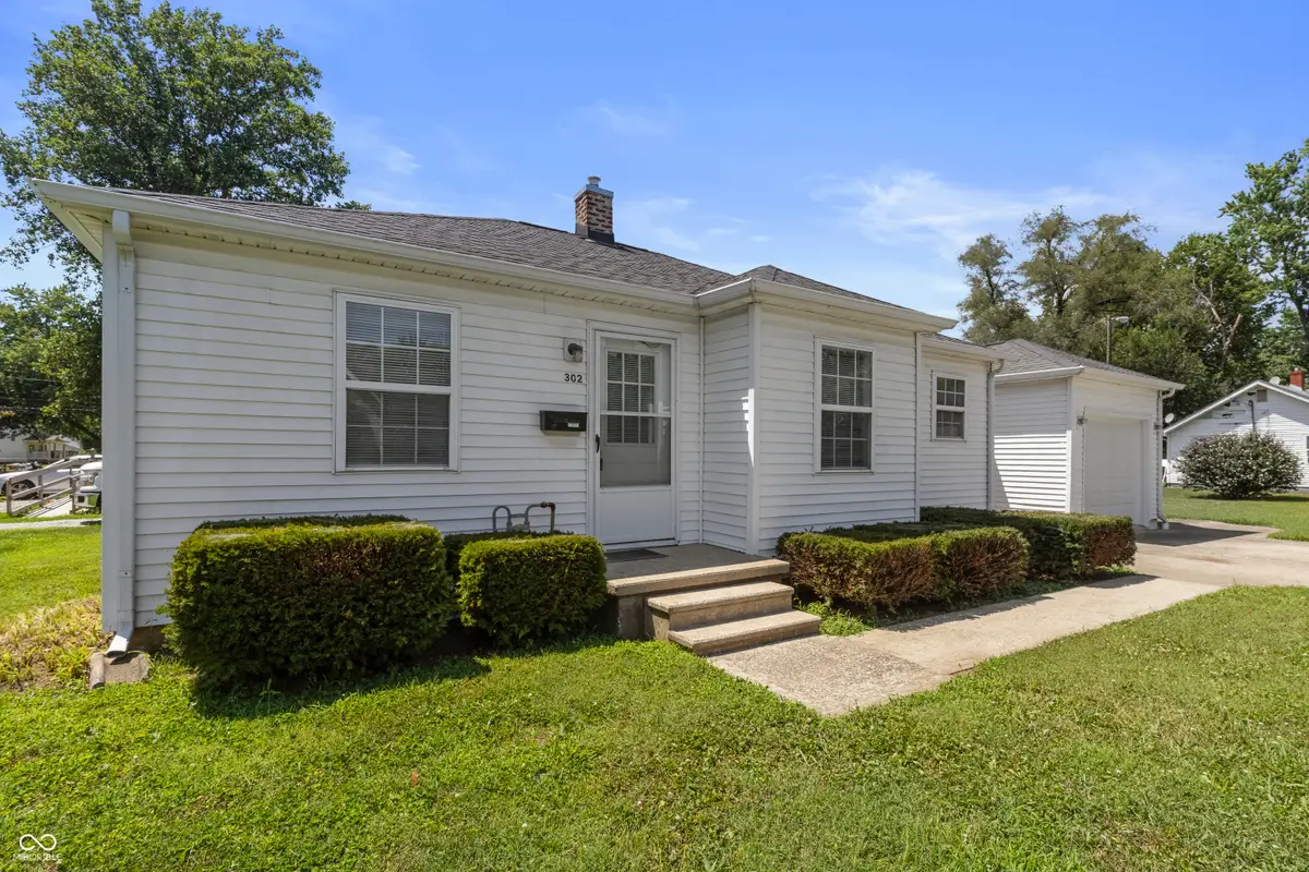 302 Smith Street, Columbus, IN 47201 - #1