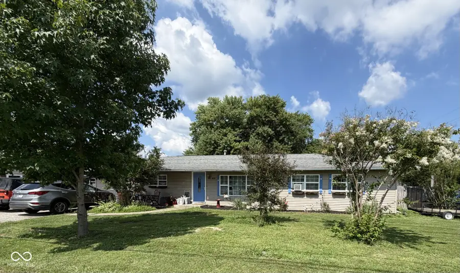615 S Buckeye Street, Osgood, IN 47037 - #2