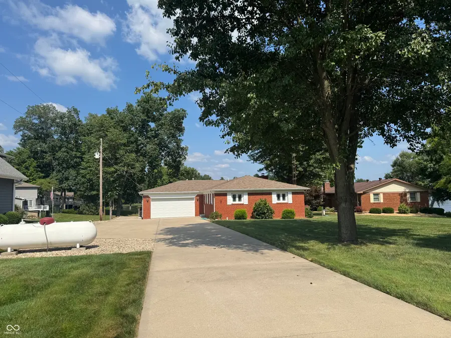 205 W Oneida Trail, Greensburg, IN 47240 - #3