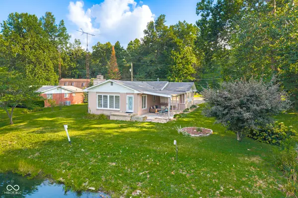 8614 W Dam Road, Columbus, IN 47201