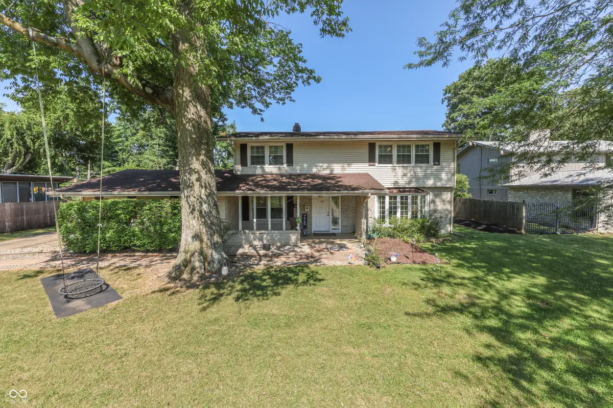 4206 Ridgeway Avenue, Columbus, IN 47203 - #1