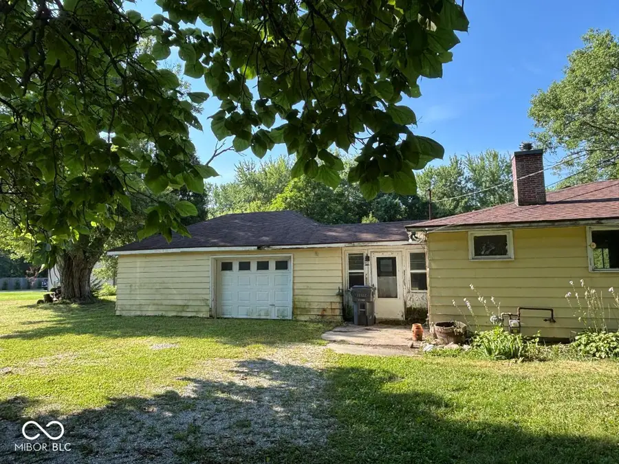 7601 W Cornbread Road, Yorktown, IN 47396 - #2