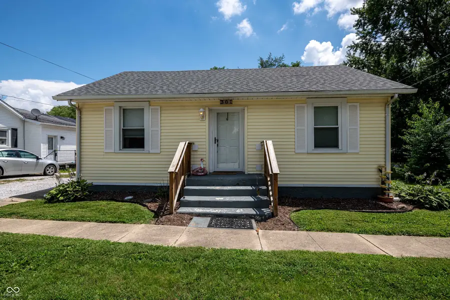 301 N High Street, Jamestown, IN 46147 - #2