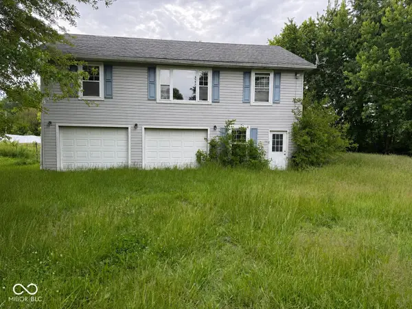 613 N 4th Street, Elwood, IN 46036
