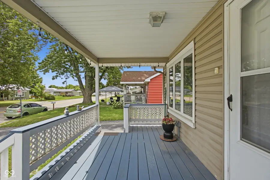1001 S Grace Avenue, Crawfordsville, IN 47933 - #3