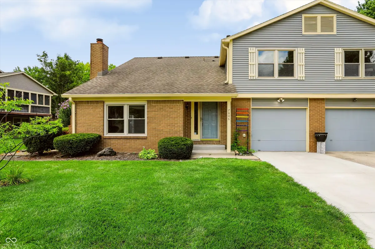 7606 Farm View Circle E, Indianapolis, IN 46256 - #1