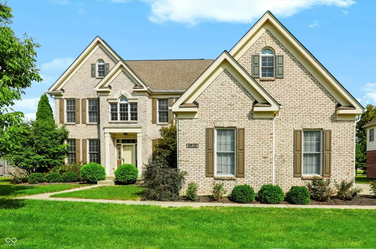 8838 Pin Oak Drive, Zionsville, IN 46077 - #1