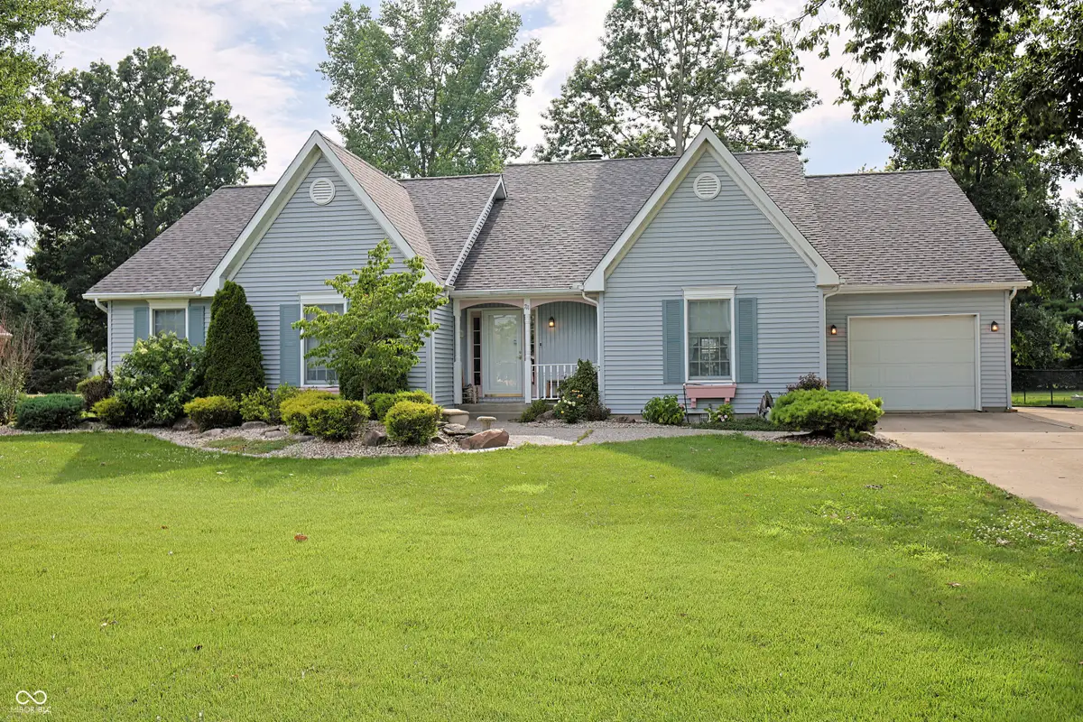 711 Laura Lane, Sweetser, IN 46987 - #1