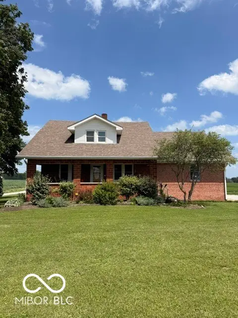 11983 N Little Point Road, Stilesville, IN 46180