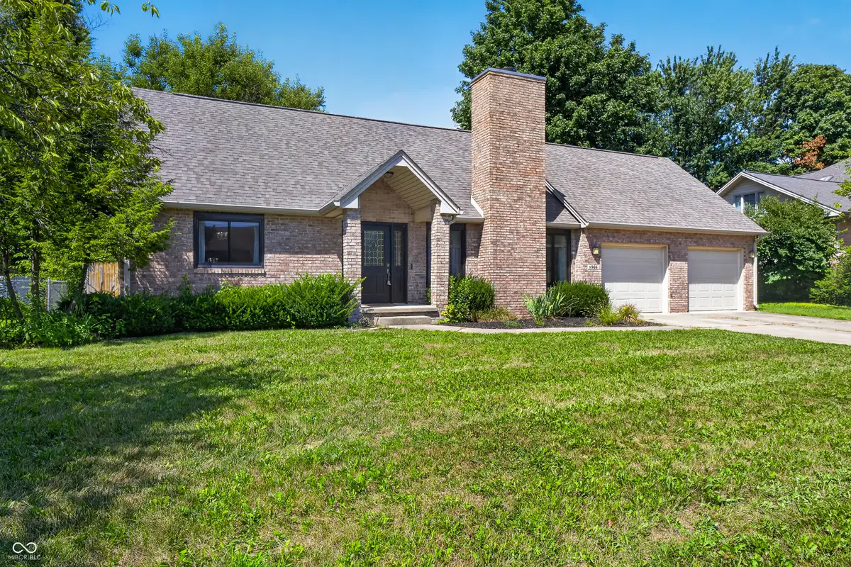 1966 Broadmoor Lane, Columbus, IN 47203 - #1