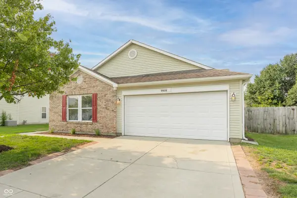 9959 Olympic Circle, Indianapolis, IN 46234